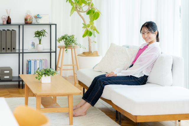 狭くても、広く、そしておしゃれに！ワンルーム・コンパクト空間を最大限に活かす魔法のインテリア術のイメージ写真